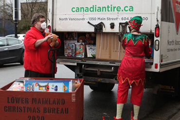 Homepage 4 Does Canadian Tire Deliver on Saturdays, Sundays, and Holidays?